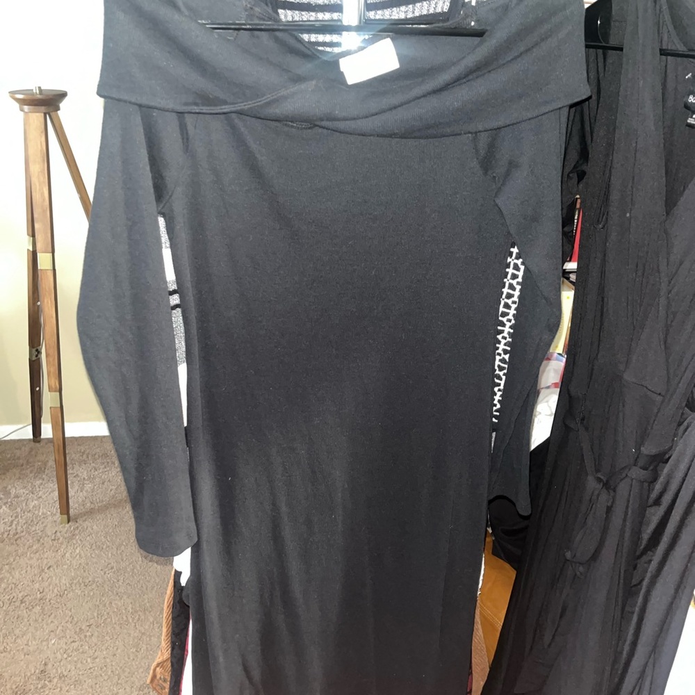 Universal Thread Black Long Sleeve Dress